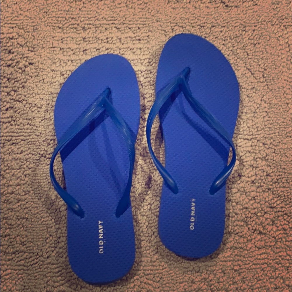BUNDLE OF TWO pairs of flip flops!